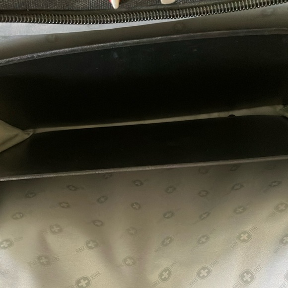 Wenger Black Travel Bag - Picture 3 of 12